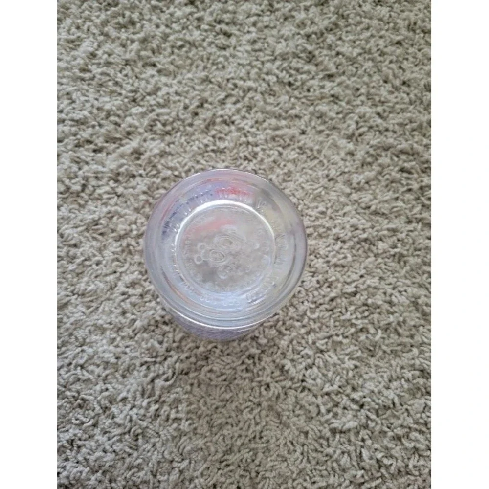 Glass - Picture 3 of 3